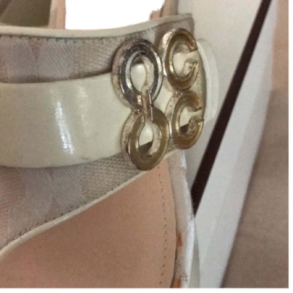 Coach size 10 white / ivory canvas & patent leather platform wedge sandal - Picture 4 of 16
